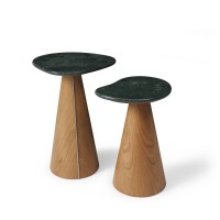 Mesa Lateral Montilo Design Orgânico Tampo em Pedra Natural Base Compensado Laminado Detalhe Metálico