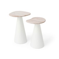 Mesa Lateral Montilo Design Orgânico Tampo em Pedra Natural Base Compensado Laminado Detalhe Metálico