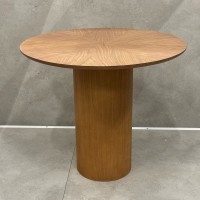 Mesa Lateral Zidara Redonda Estrutura Madeira de Manejo Design by Studio 3 Design