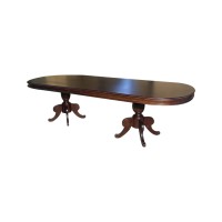 Mesa de Jantar Madri Oval Madeira Maciça Eucalipto Design Clássico
