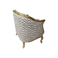 Poltrona Delphine Pés Luís XV Entalhada Madeira Maciça Design Artesanal de Luxo