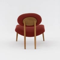 Poltrona Foster Estofada Base Madeira Eucalipto Design Sustentável