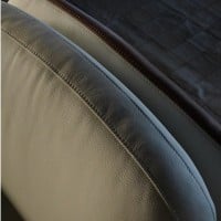 Poltrona Gaelle em Couro Legítimo com Concha Almofadada em Composê Design by Estúdio Galho