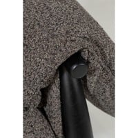 Poltrona Manthelle Estofada Estrutura em Madeira Tauari Design by M7 Estúdio