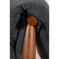 Poltrona Manthelle Estofada Estrutura em Madeira Tauari Design by M7 Estúdio