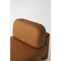Poltrona Orfeu em Couro Legítimo com Almofadão e Apoios Cilíndricos Acolchoados Design by Victor Suzuki