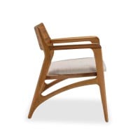 Poltrona Raizen Assento Estofado Encosto e Estrutura Madeira Maciça Jequitibá Design Exclusivo by Juliano Schimidt