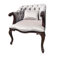 Poltrona Victoire Capitonê Pés Luís XV Entalhada Madeira Maciça Design Artesanal de Luxo