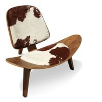 Poltrona Shell Couro de Pelo Natural Freijó Peça do Designer Hans Wegner c/ Tecidos Personalizados