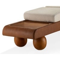 Recamier Aretê Composê Estofado com Duas Almofadas Apoio Lateral Integrado e Pés Assimétricos em Madeira 