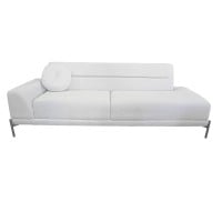 Sofá com Chaise Lateral Dalthon Pés Aço Pintura Epóxi Design Sustentável by Estudio Oune