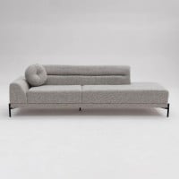 Sofá com Chaise Lateral Dalthon Pés Aço Pintura Epóxi Design Sustentável by Estudio Oune