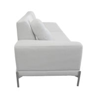 Sofá com Chaise Lateral Dalthon Pés Aço Pintura Epóxi Design Sustentável by Estudio Oune