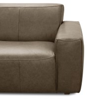 Sofá Veyron Couro Natural Estrutura Madeira de Lei Eucalipto Pés em Madeira Design Artesanal