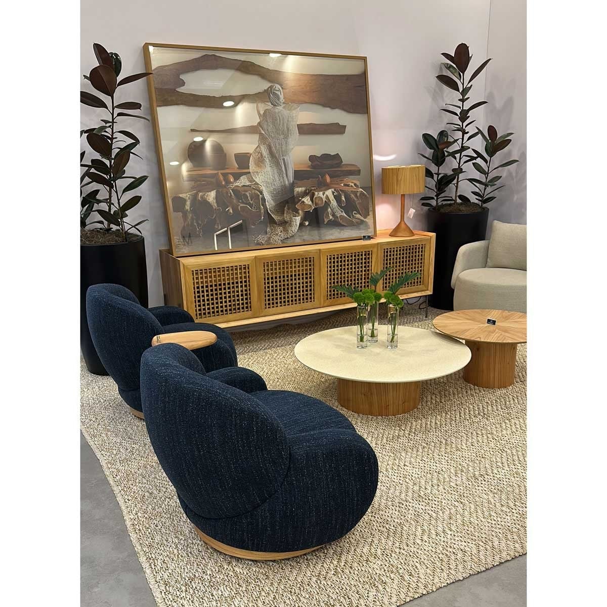 Buffet Jasper com Portas: Design Versátil e Elegante by Alan Mantovani