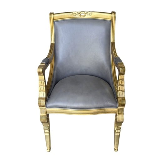 Cadeira com Braço Napoleão Entalhada Madeira Maciça Design de Luxo Peça Artesanal