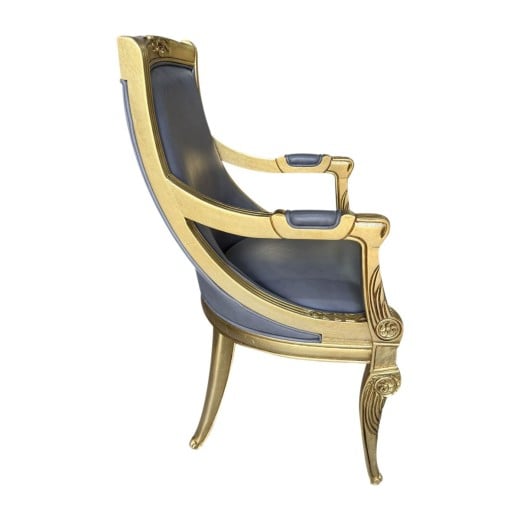 Cadeira com Braço Napoleão Entalhada Madeira Maciça Design de Luxo Peça Artesanal