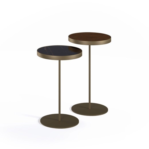 Mesa Lateral Castilla Redonda Tampo Madeira com Aro Metálico Haste e Base Disco em Aço Carbono com Pintura Epóxi 