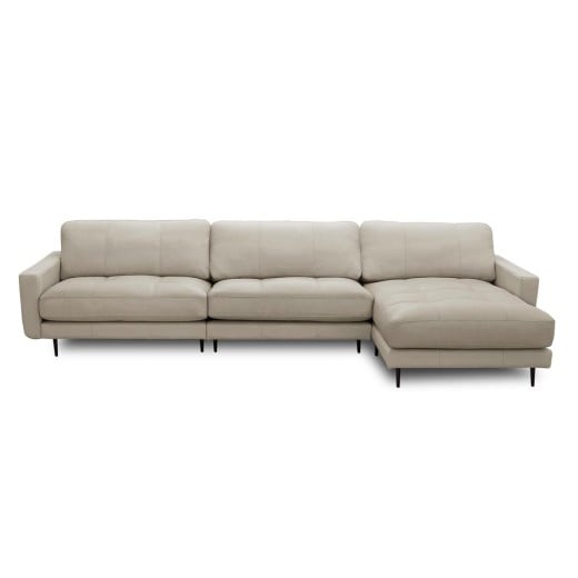 Sofá com Chaise Romulo 3 Módulos Couro Natural Almofadas Soltas Estrutura Madeira de Lei Eucalipto Pés em Aço Design Artesanal