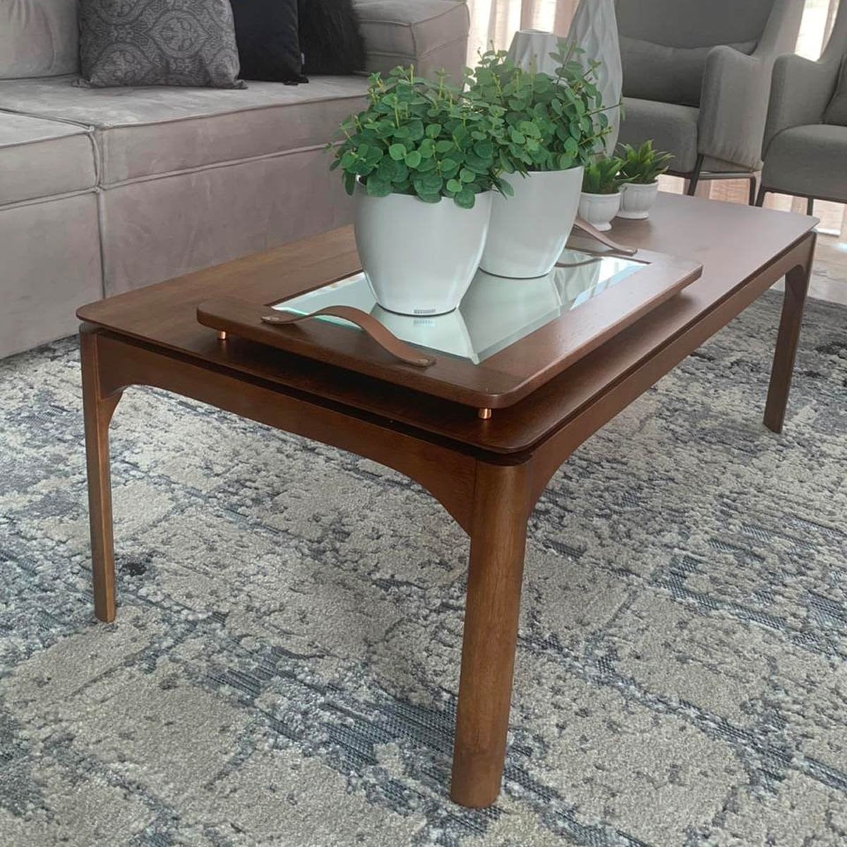 Mesa de Centro Eury Tampo Laminado Cinamomo Design Atemporal e Moderno Casa A Móveis