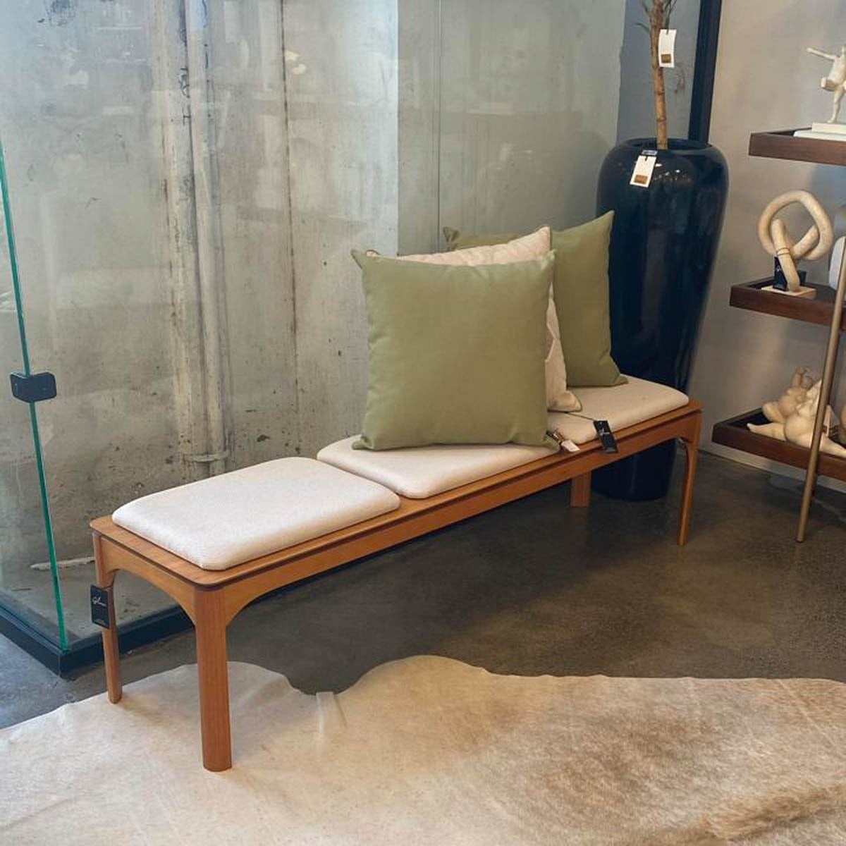 Recamier Eury Base Madeira Design Contemporâneo